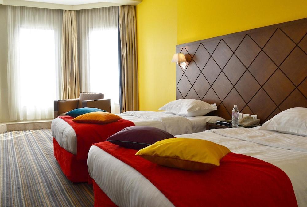 Park Inn By Radisson El-Huber Dış mekan fotoğraf