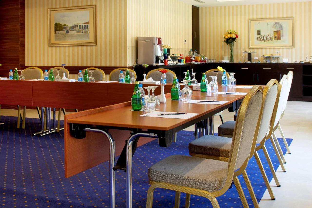 Park Inn By Radisson El-Huber Dış mekan fotoğraf