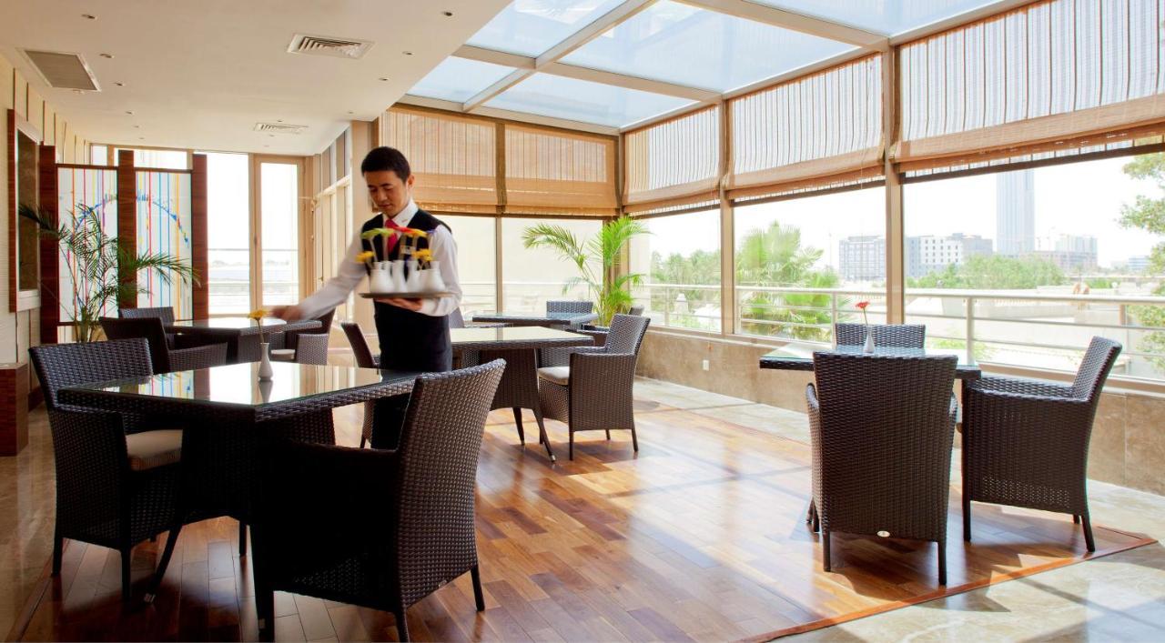 Park Inn By Radisson El-Huber Dış mekan fotoğraf
