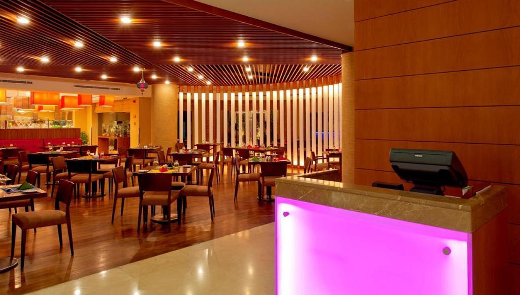 Park Inn By Radisson El-Huber Dış mekan fotoğraf